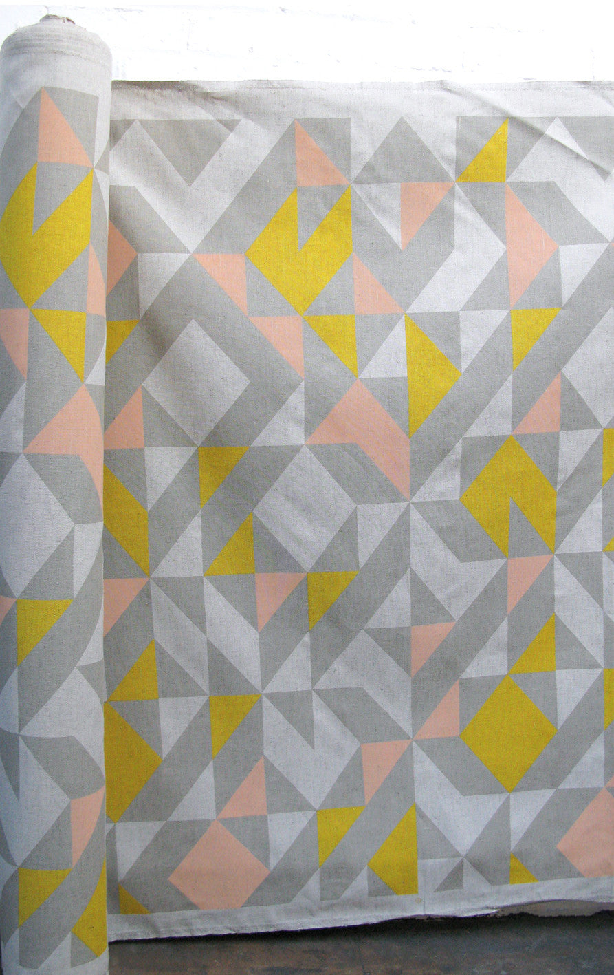 Plane Curve: Grey, Pink, Yellow
