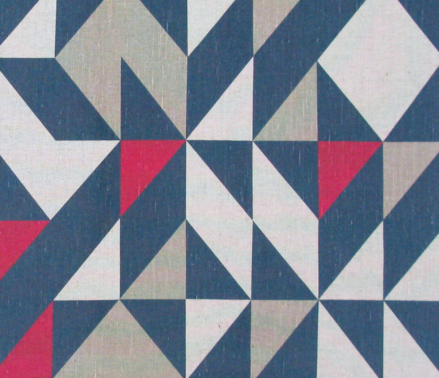 Plane Curve: Grey, Raspberry, Navy