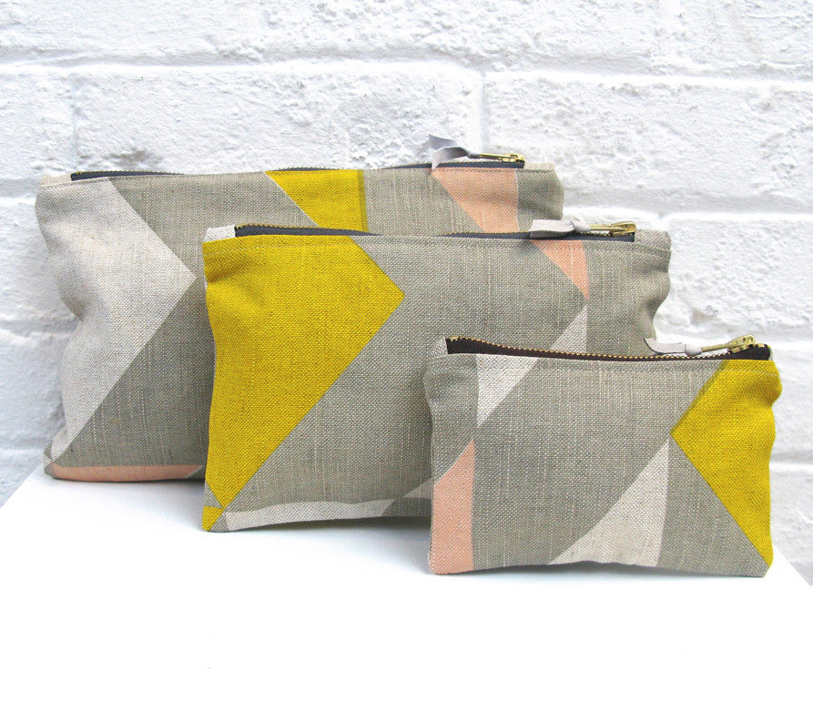 Plane Curve pouch: Pink, Yellow, Grey
