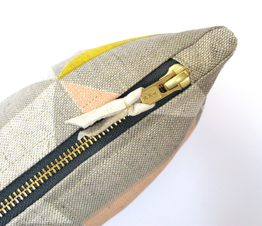 Plane Curve pouch: Pink, Yellow, Grey