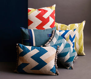 Zig Zag: Electric Blue and Peach