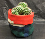 Load image into Gallery viewer, Kasbar soft pot: Red, Forest green
